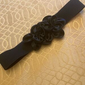 Black stretchy belt rosettes with black beads